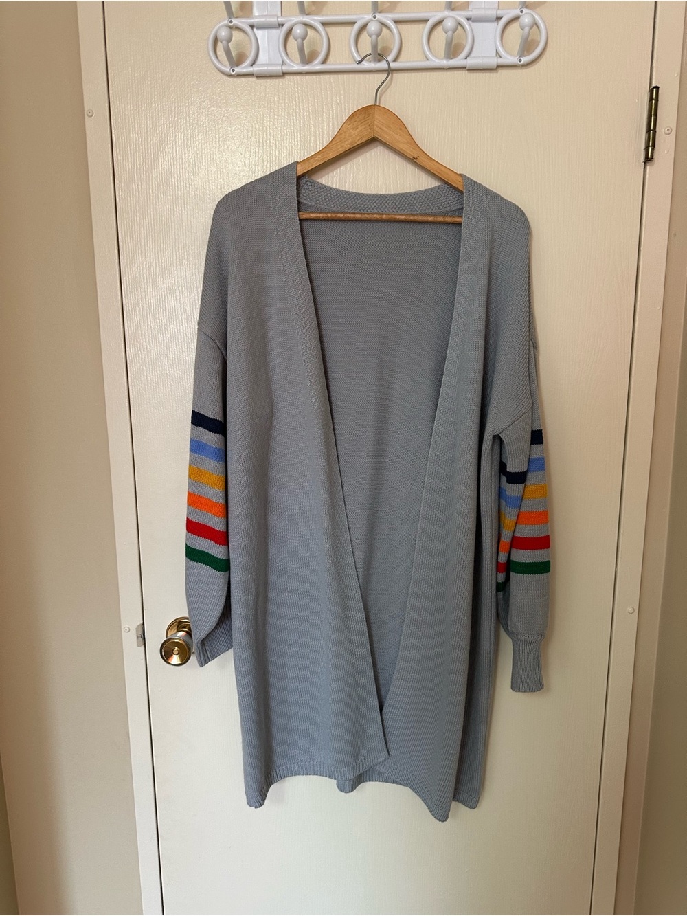 Light Gray Open-Front Women's Sweater Cardigan with Multicolor Stripe Sleeves